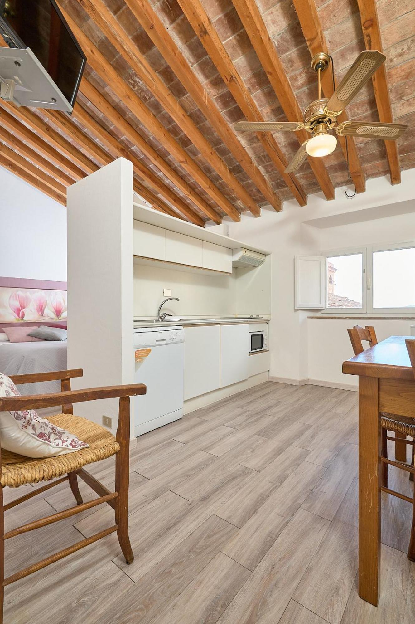 סוברטו Il Chiostro Appartamenti & Suites מראה חיצוני תמונה