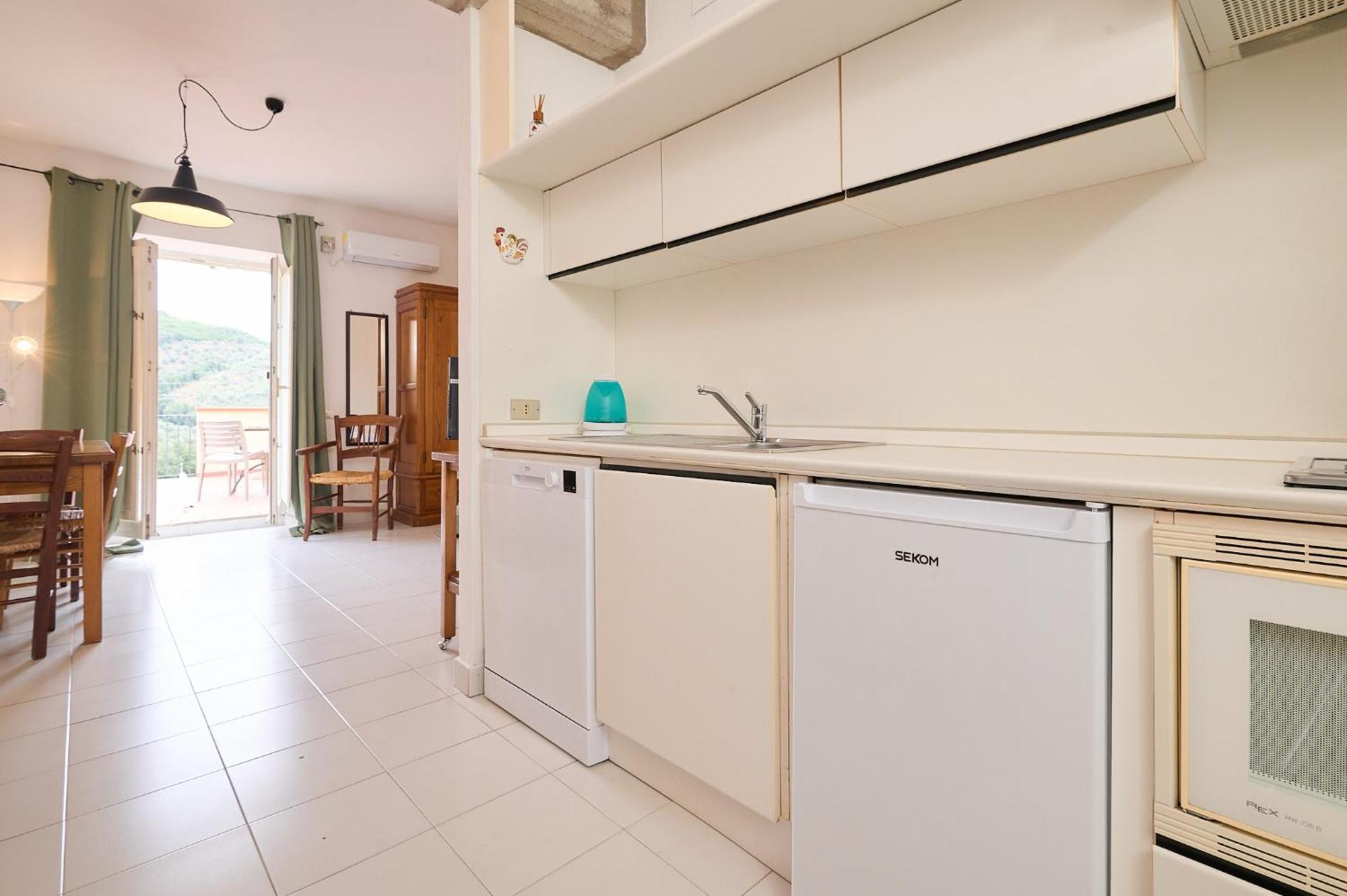 סוברטו Il Chiostro Appartamenti & Suites מראה חיצוני תמונה