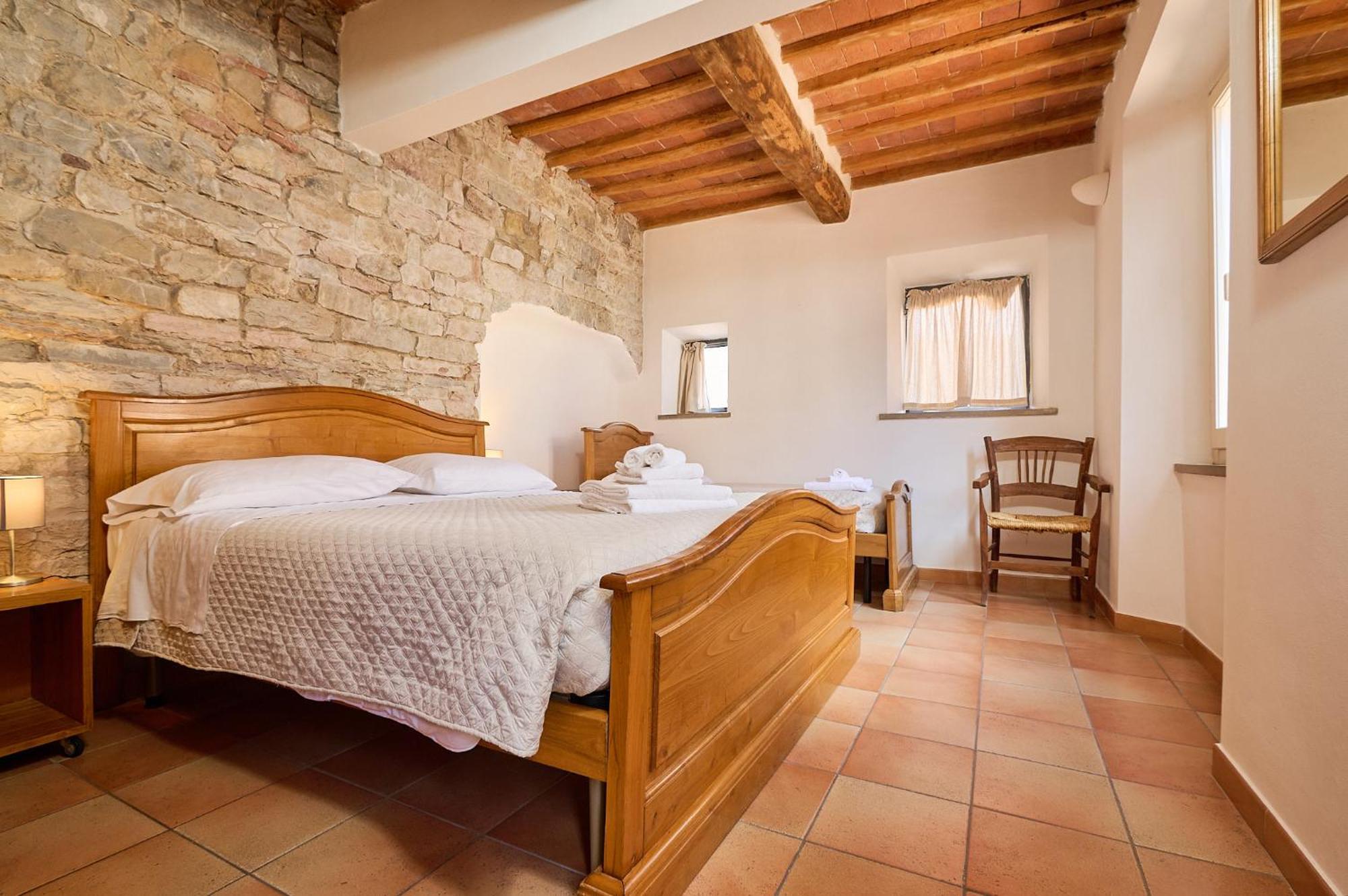 סוברטו Il Chiostro Appartamenti & Suites מראה חיצוני תמונה