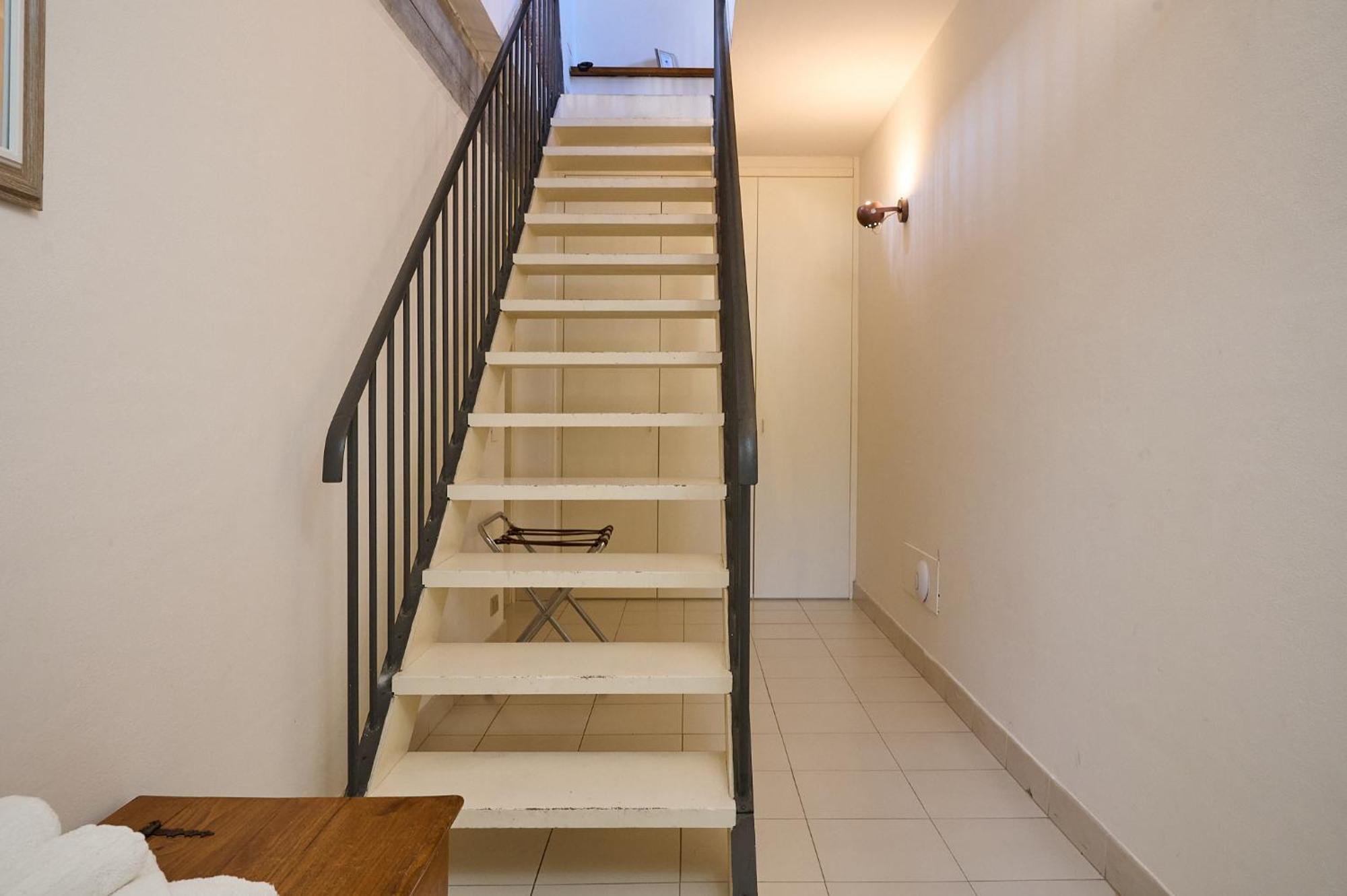 סוברטו Il Chiostro Appartamenti & Suites מראה חיצוני תמונה