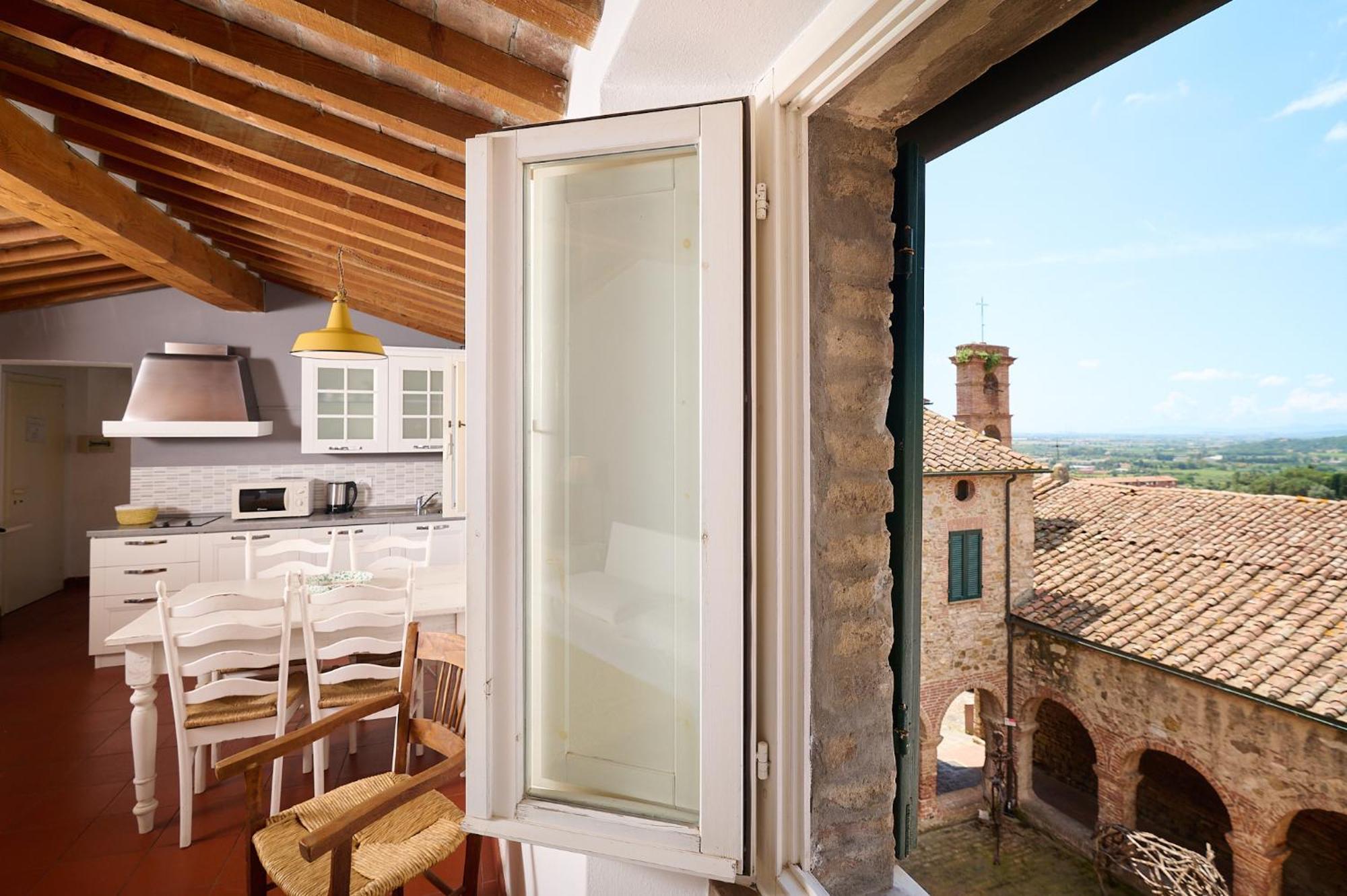 סוברטו Il Chiostro Appartamenti & Suites מראה חיצוני תמונה